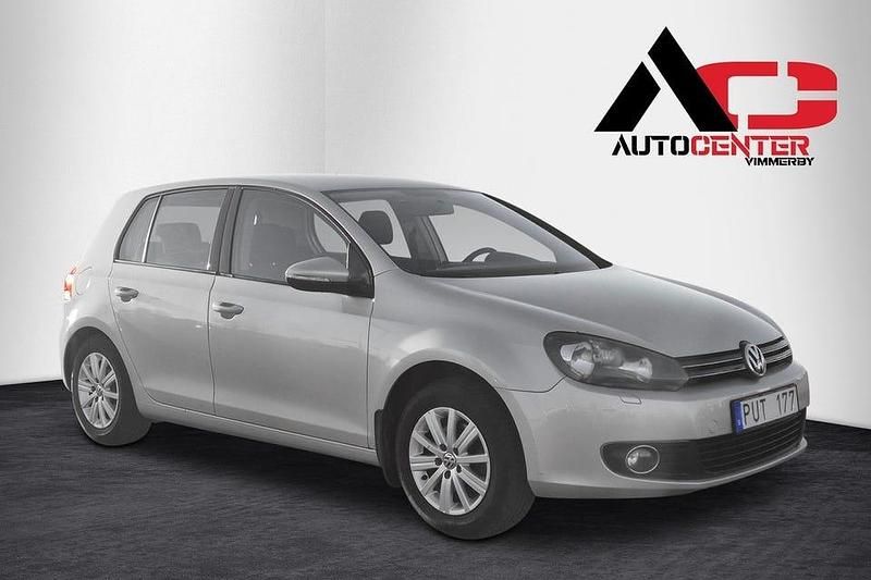 Begagnad VW Golf VII 102 HK (75 kW) 2012 Brun Halvkombi