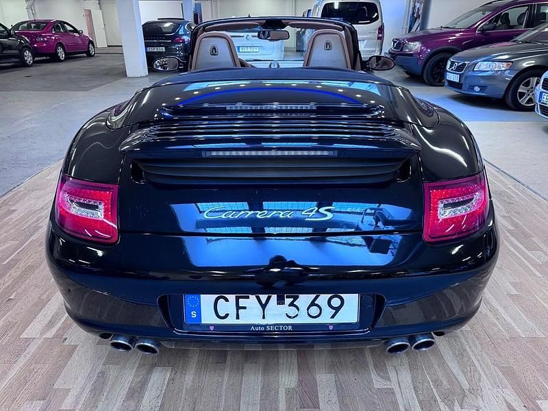 Begagnad Porsche 911 Carrera 4S Cabriolet 355 HK (261 kW) 2008 Svart Cab