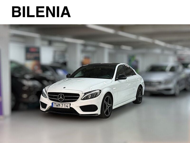 Vit Begagnad 2018 Mercedes C220 AMG line Sedan | 277 900 kr (Marknadspris) - Bild 1/3