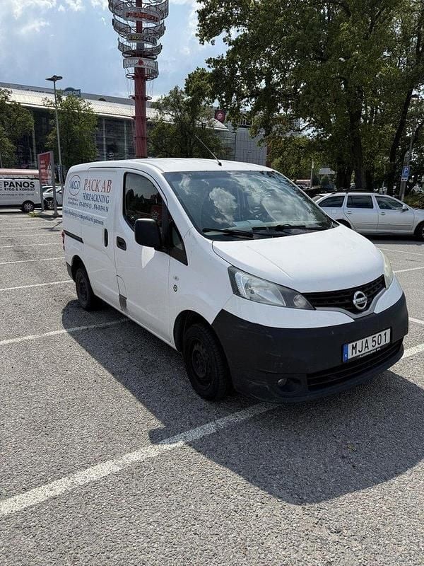 Vit Begagnad 2016 Nissan NV200 Van | 37 000 kr (Superpris) - Bild 1/4