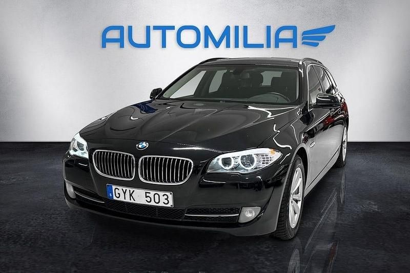 Svart Begagnad 2013 BMW 520 Kombi | 79 000 kr (Bra pris) - Bild 1/3