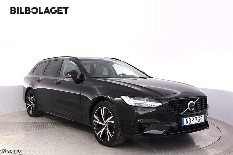 Svart Begagnad 2022 Volvo V90 Plus Kombi | 434 800 kr (Marknadspris) - Bild 1/4