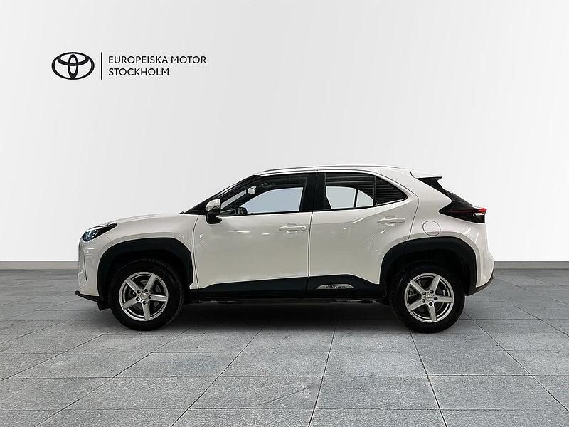 Begagnad Toyota Yaris Cross Active 92 HK (67 kW) 2022 Vit SUV