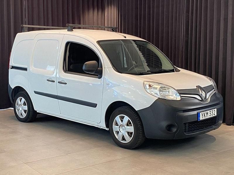 Vit Begagnad 2017 Renault Kangoo Minibuss | 79 000 kr (Marknadspris) - Bild 1/4