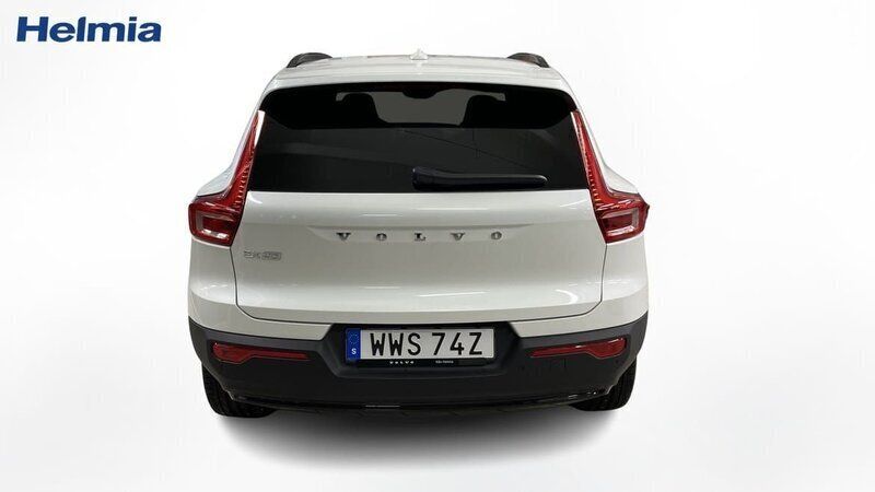 Begagnad Volvo EX40 Plus 188 kW (256 HK) 2024 Vit SUV