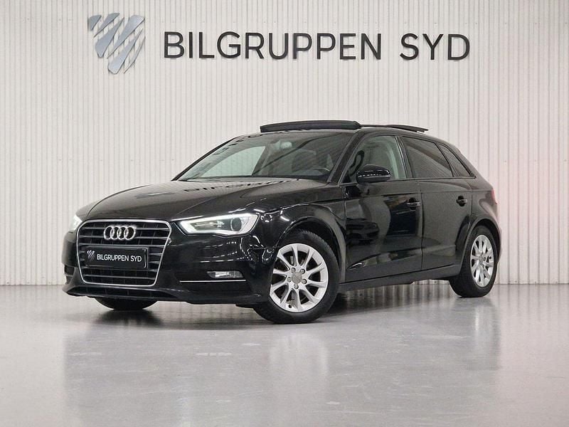 Svart Begagnad 2013 Audi A3 Sportback Ambition Halvkombi | 99 900 kr (Marknadspris) - Bild 1/4