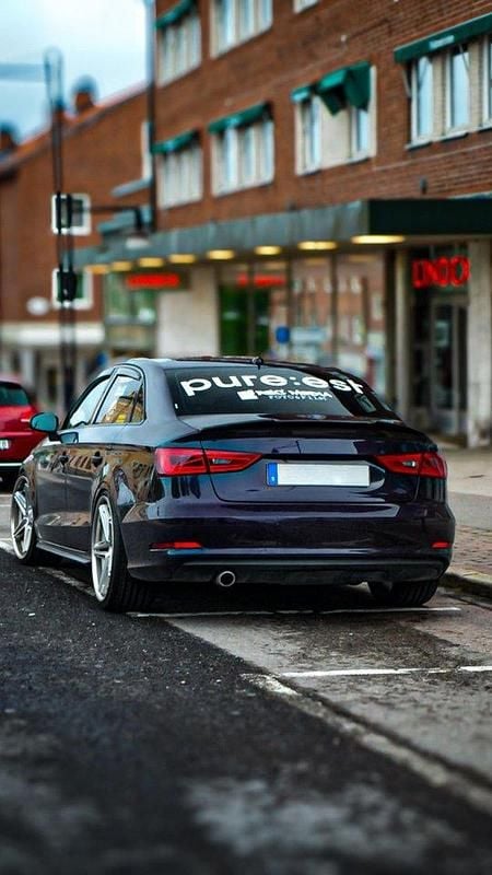 Begagnad 2016 Audi A3 Ambition Sedan | 134 000 kr (Marknadspris) - Bild 1/4