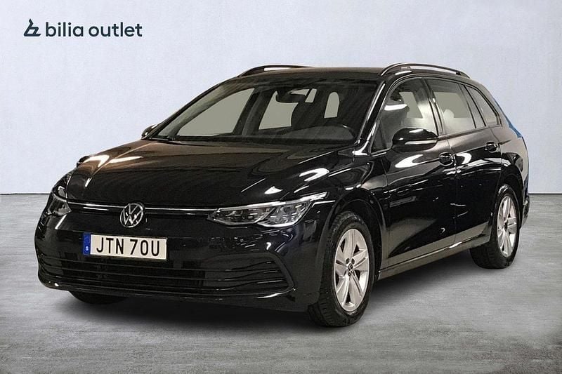 Svart Begagnad 2022 VW Golf VIII Kombi | 239 900 kr (Bra pris) - Bild 1/3