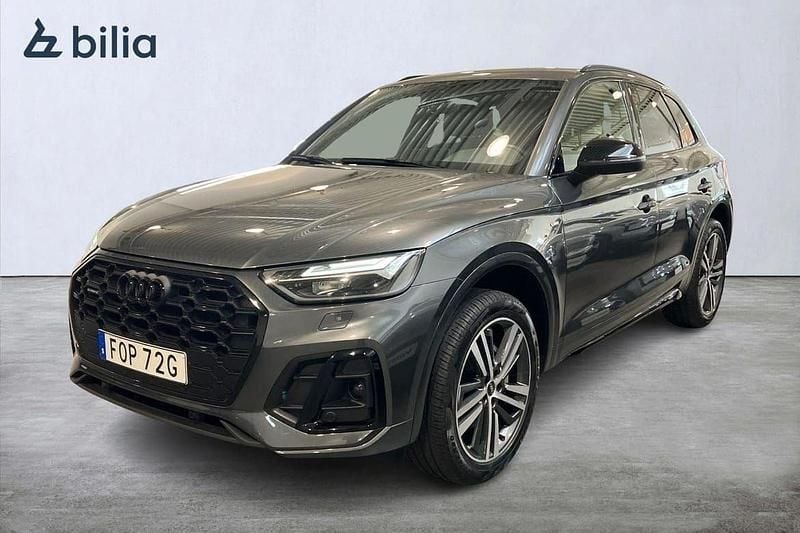 Grå Begagnad 2023 Audi Q5 S-Line SUV | 479 900 kr (Lite dyr) - Bild 1/3