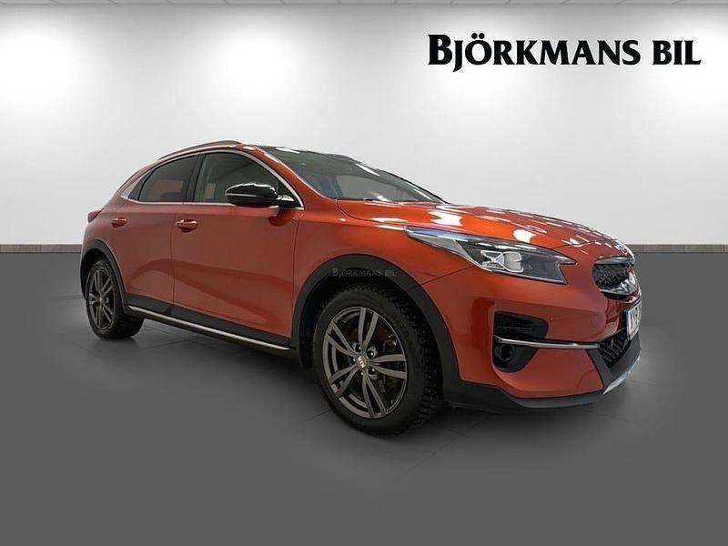 Begagnad Kia XCeed Advance 141 HK (103 kW) 2020 /rng/ orange fusion m SUV