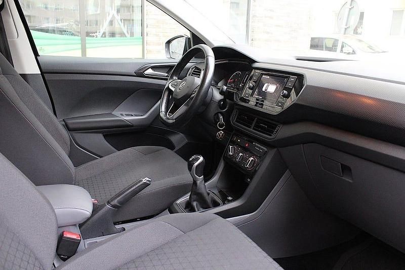 Begagnad VW T-Cross 95 HK (69 kW) 2019 Svart SUV