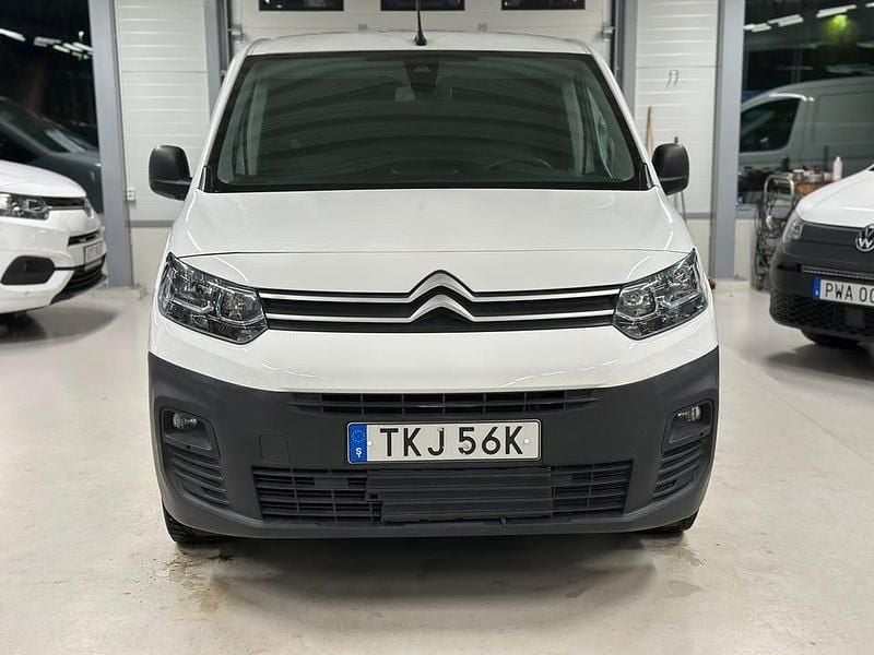 Begagnad Citroën Berlingo 131 HK (96 kW) 2020 Vit Minibuss