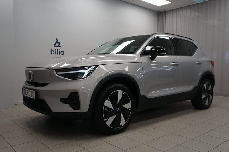 Silver Begagnad 2024 Volvo EX40 Core SUV | 469 900 kr (Superpris) - Bild 1/3