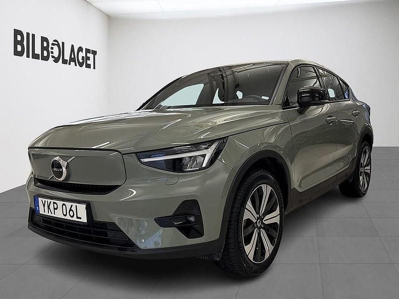 Grön Begagnad 2022 Volvo C40 Plus SUV | 349 800 kr (Marknadspris) - Bild 1/4