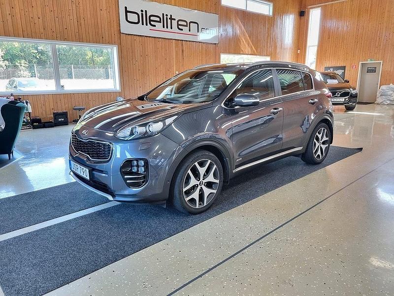 Grå Begagnad 2016 Kia Sportage GT-Line SUV | 194 900 kr (Marknadspris) - Bild 1/3