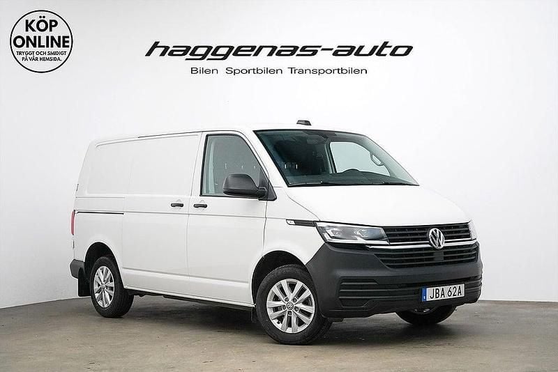 Vit Begagnad 2024 VW Transporter Van | 439 000 kr (Superpris) - Bild 1/4