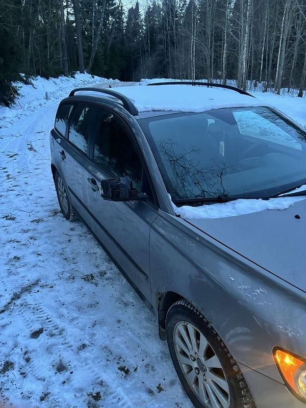 Begagnad Volvo V50 170 HK (125 kW) 2005 Kombi