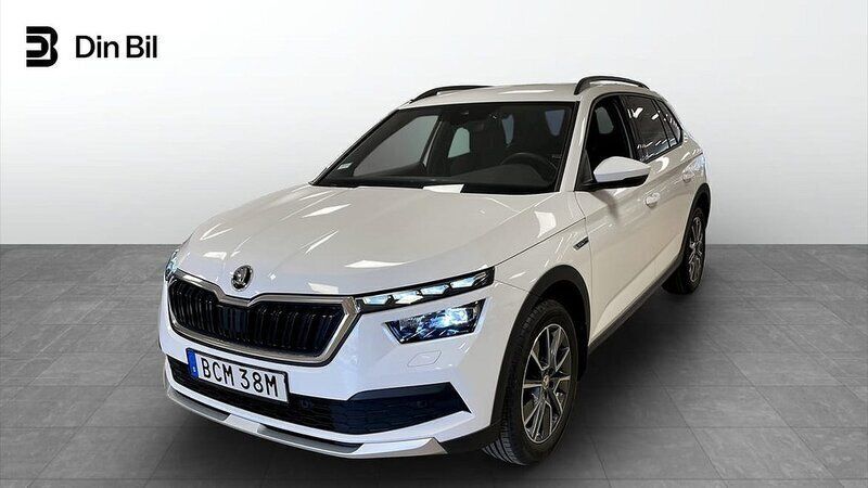 Vit Begagnad 2023 Skoda Kamiq ScoutLine SUV | 249 900 kr (Marknadspris) - Bild 1/4