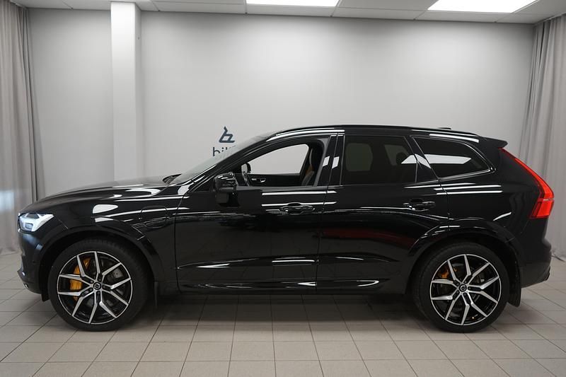 Begagnad Volvo XC60 411 HK (302 kW) 2020 Svart SUV