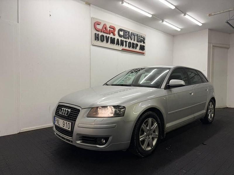 Begagnad Audi A3 Comfort 200 HK (147 kW) 2007 Silver Halvkombi
