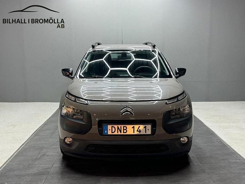 Brun Begagnad 2014 Citroën C4 Cactus Halvkombi | 104 900 kr (Marknadspris) - Bild 1/4