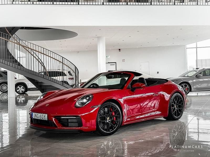 Begagnad Porsche 911 Carrera Cabriolet 480 HK (353 kW) 2022 Flerfärgad Cab