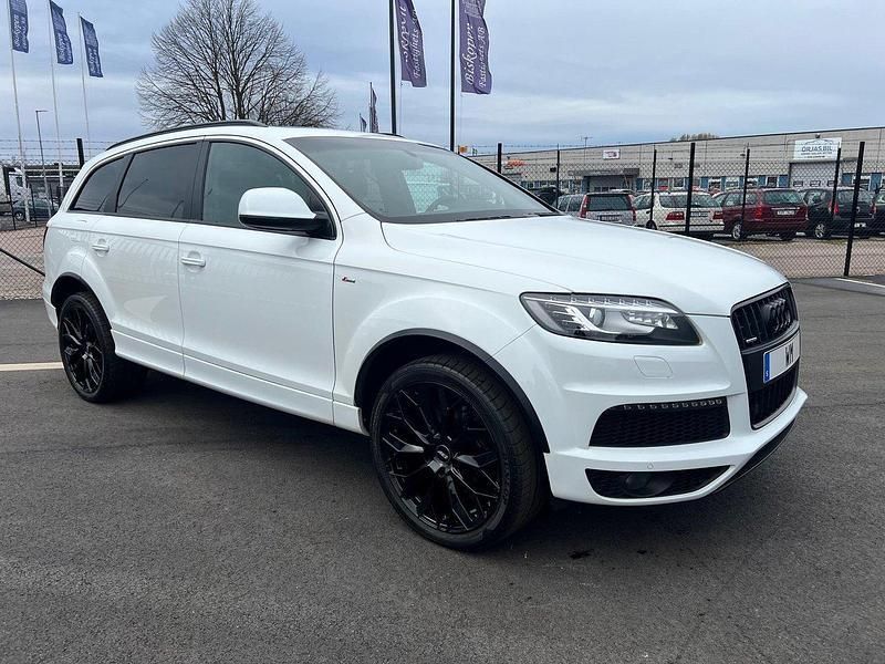 Vit Begagnad 2013 Audi Q7 S-Line SUV | 179 000 kr (Bra pris) - Bild 1/4