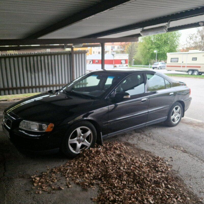 Begagnad 2008 Volvo S60 Sedan | 28 000 kr - Bild 1/1