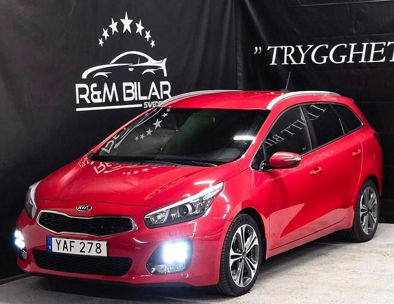 Röd Begagnad 2015 Kia Ceed GT-Line Kombi | 104 800 kr (Lite dyr) - Bild 1/4