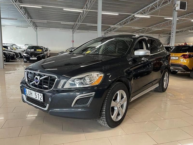 Begagnad Volvo XC60 R-Design 215 HK (158 kW) 2012 Grå SUV