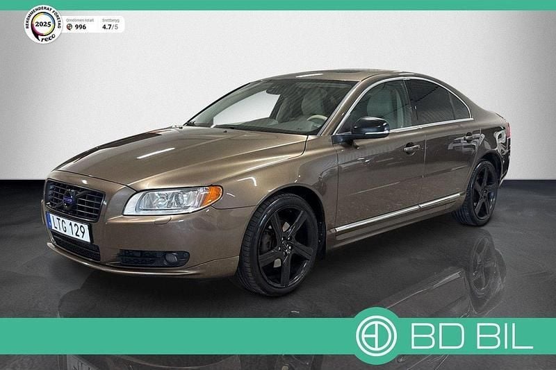 Brun (brunmetallic) Begagnad 2013 Volvo S80 Summum Sedan | 144 900 kr (Lite dyr) - Bild 1/3