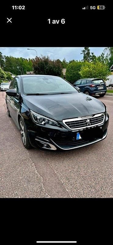 Svart Begagnad 2015 Peugeot 308 GT-line Halvkombi | 90 000 kr (Bra pris) - Bild 1/4