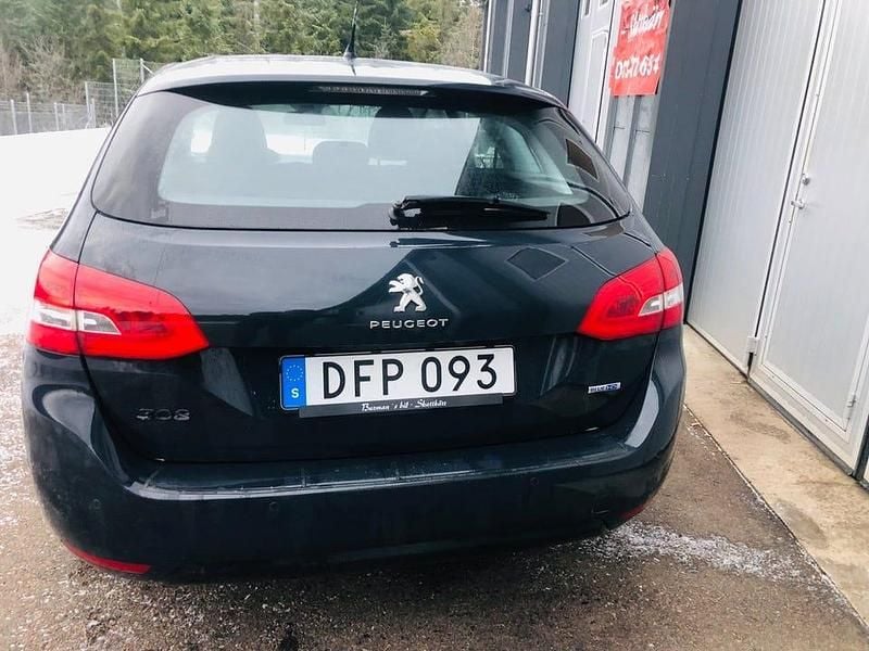 Begagnad Peugeot 308 SW Active 120 HK (88 kW) 2016 Grå Kombi