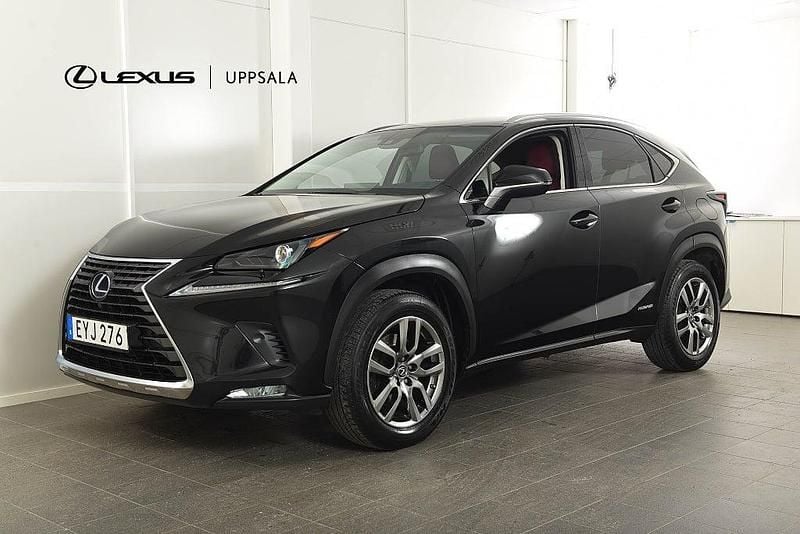 Svart Begagnad 2018 Lexus NX300h Executive Line SUV | 289 900 kr (Marknadspris) - Bild 1/4