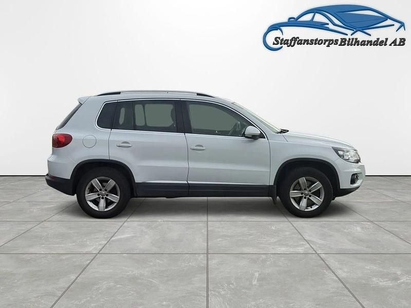 Begagnad VW Tiguan Style 140 HK (102 kW) 2014 Vit SUV
