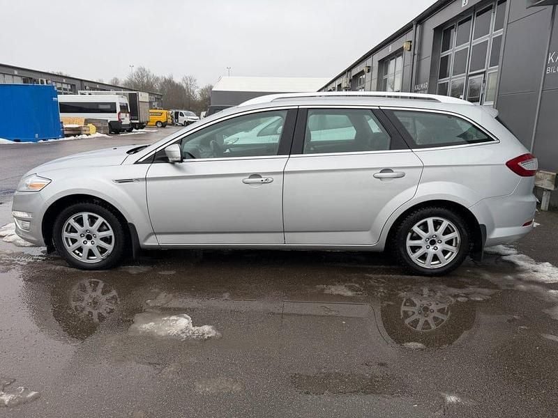 Begagnad Ford Mondeo Business Edition 163 HK (119 kW) 2012 Grå Kombi
