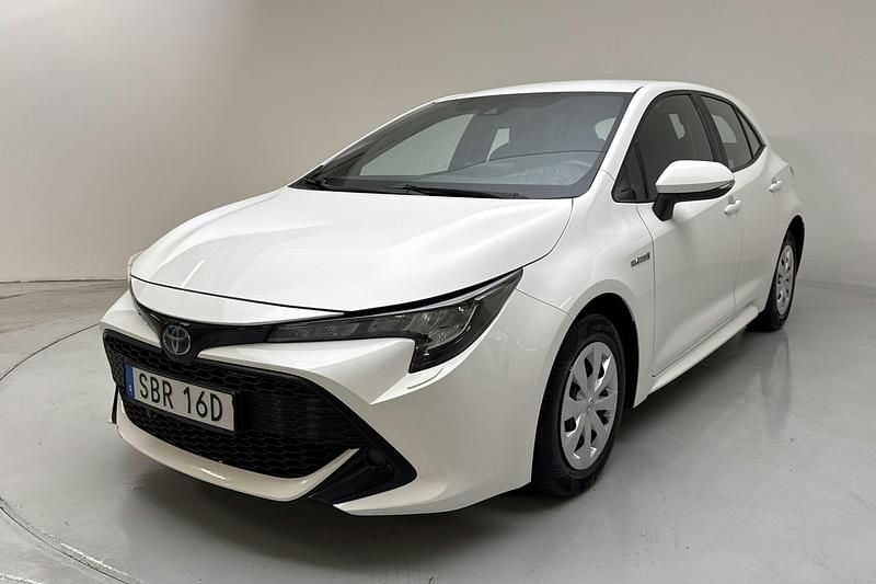 Vit Begagnad 2019 Toyota Corolla Life | 188 000 kr (Marknadspris) - Bild 1/4