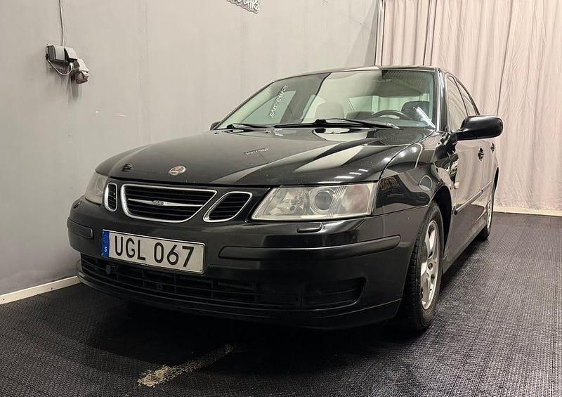 Svart Begagnad 2003 Saab 9-3 Linear Sedan | 19 900 kr - Bild 1/4
