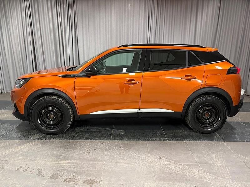 Begagnad Peugeot e-2008 Allure 100 kW (136 HK) 2022 Orange SUV