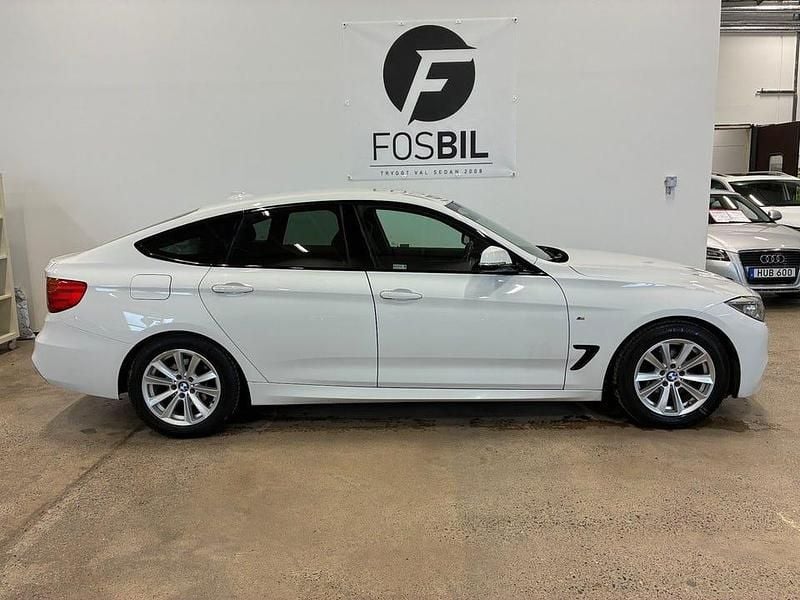 Begagnad BMW 320 Gran Turismo M Sport 184 HK (135 kW) 2014 Vit Halvkombi