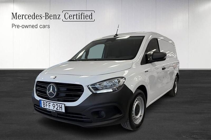 Vit Begagnad 2024 Mercedes eCitan | 311 250 kr (Dyr) - Bild 1/4