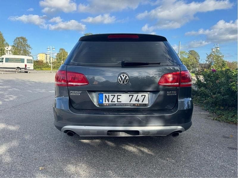 Grå Begagnad 2014 VW Passat Alltrack Kombi | 79 000 kr (Bra pris) - Bild 1/4