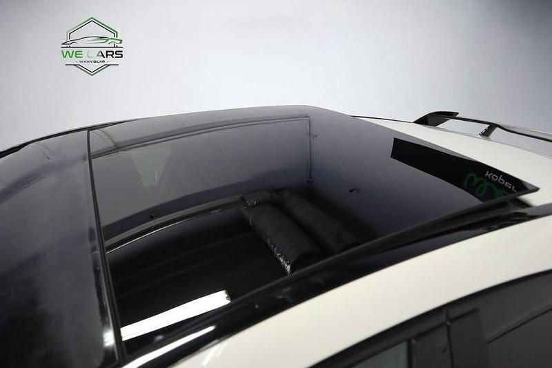 Begagnad Mercedes A200 AMG line 136 HK (100 kW) 2013 Vit Halvkombi