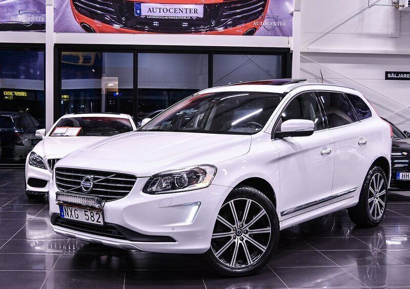 Vit Begagnad 2013 Volvo XC60 Summum SUV | 129 900 kr (Marknadspris) - Bild 1/4