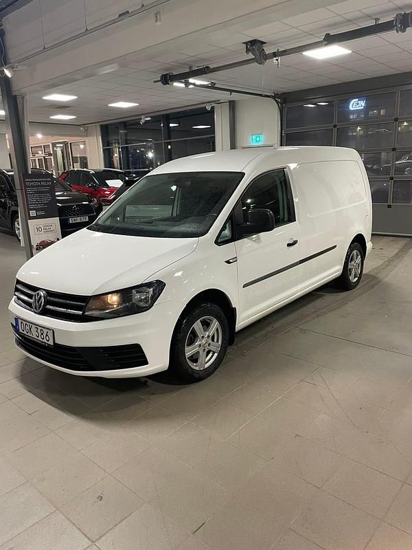 Begagnad 2017 VW Caddy Maxi Minibuss | 102 000 kr (Marknadspris) - Bild 1/4