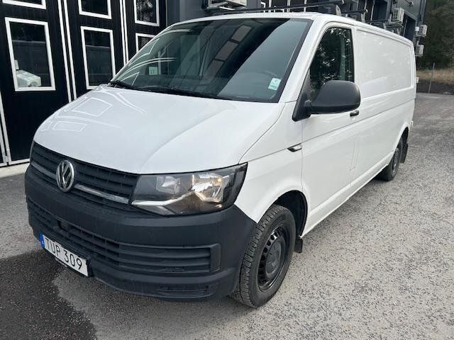 Vit Begagnad 2018 VW T6 Van | 130 000 kr (Marknadspris) - Bild 1/4
