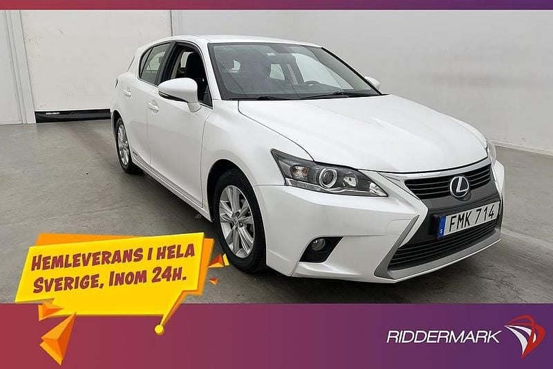 Vit Begagnad 2014 Lexus CT200h Sport Line Halvkombi | 159 800 kr (Marknadspris) - Bild 1/3