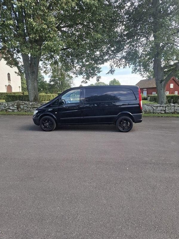 Svart Begagnad 2008 Mercedes Vito Minibuss | 38 000 kr (Bra pris) - Bild 1/4