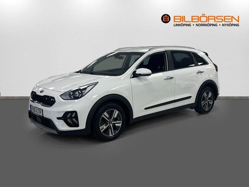 Vit Begagnad 2019 Kia Niro Advance SUV | 199 900 kr (Marknadspris) - Bild 1/4