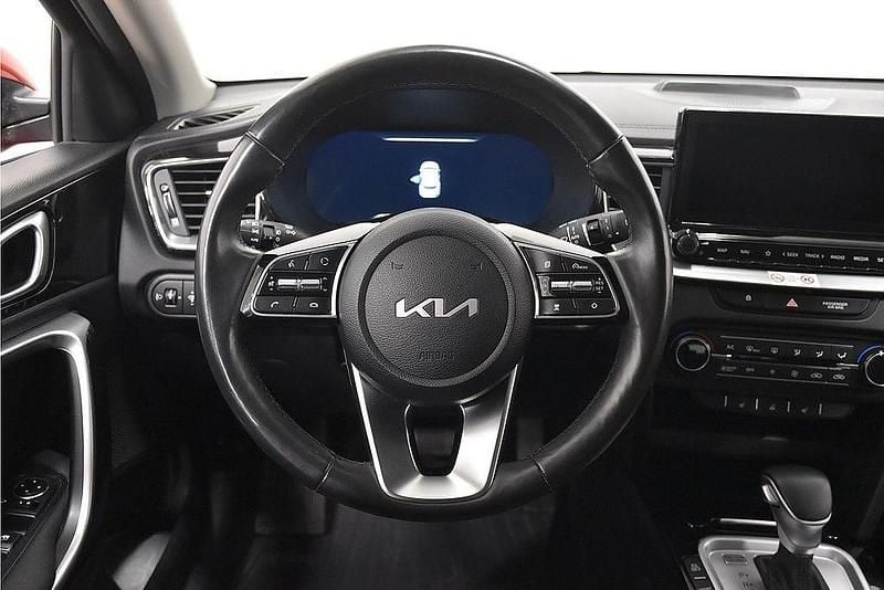Begagnad Kia XCeed 141 HK (103 kW) 2022 Röd SUV